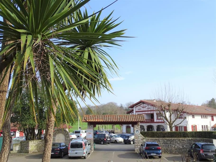 Situation Ideale Piscine Parking Wifi Gare Plage Golf Ciboure Exterior photo